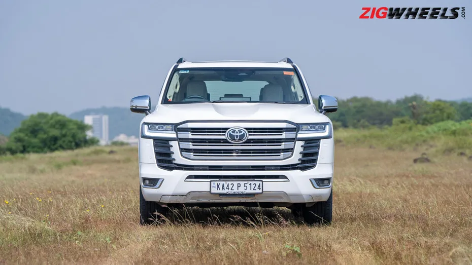 2026 Toyota Land Cruiser 300